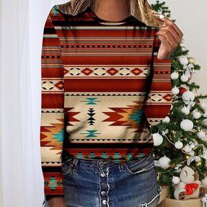 NEW! NWT Gorgeous Dxssxc Shirt Women Round Neck Geometric Print Soft Tee S